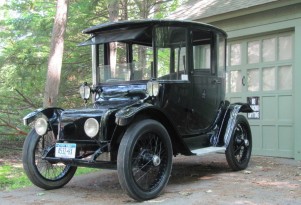 1914 Detroit Electric: Pretty Spry For A Century Old (Video)