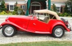 Marilyn Monroe Car Goes For $210,000 At Auction (UPDATED)