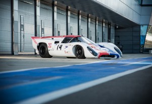 1969 Lola T70 Mk III B - image: Silverstone Auctions