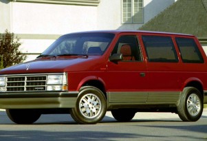1989 Dodge Caravan