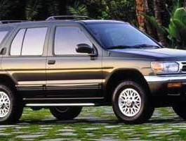 1997 Nissan Pathfinder LE