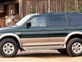 1998 Mitsubishi Montero Sport ES