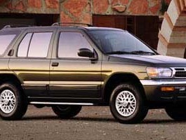 1998 Nissan Pathfinder LE