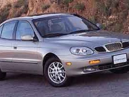 1999 Daewoo Leganza SE