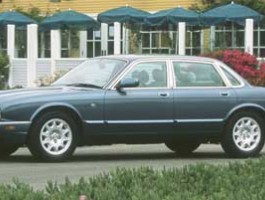 1999 Jaguar XJ 