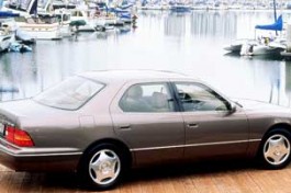 1999 Lexus LS 400 Luxury Sdn 