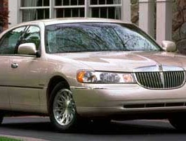 1999 Lincoln Town Car Executive