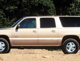 2000 Chevrolet Suburban Base