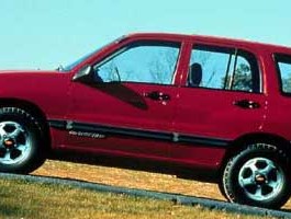2000 Chevrolet Tracker 