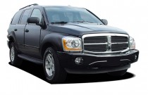 2004 Dodge Durango 2004 Dodge Durango 4-door 4WD SLT Angular Front Exterior View