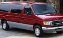 2000 Ford Econoline Wagon XL