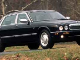 2000 Jaguar XJ Vanden Plas