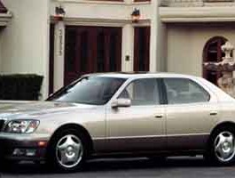 2000 Lexus LS 400 
