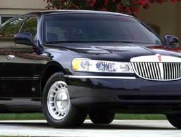 2000 Lincoln Town Car Executive