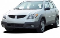 2003 Pontiac Vibe 2003 Pontiac Vibe 4-door HB Angular Front Exterior View
