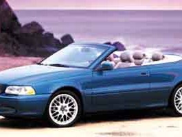 2000 Volvo C70 