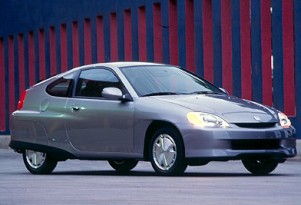 Honda Recycles Hybrid Battery Packs Into Rare-Earth Metals For New Ones