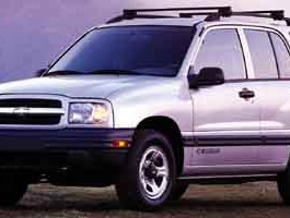2001 Chevrolet Tracker Base