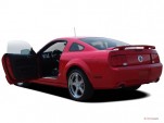 2007 Ford Mustang 2-door Coupe GT Premium Open Doors