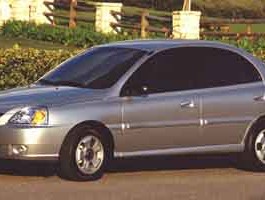2003 Kia Rio 