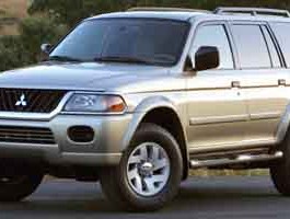 2003 Mitsubishi Montero Sport ES