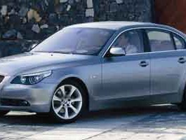 2004 BMW 5-Series 530i