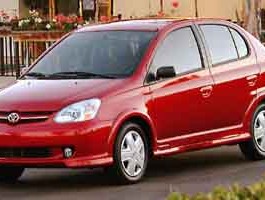 2004 Toyota Echo 