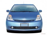2004 Toyota Prius 5dr HB (Natl) Front Exterior View