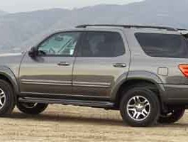 2004 Toyota Sequoia SR5