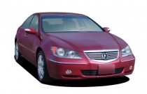 2005 Acura RL 2005 Acura RL 4-door Sedan AT (Natl) Angular Front Exterior View