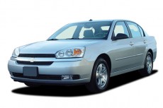 2005 Chevrolet Malibu 4-door Sedan LT Angular Front Exterior View