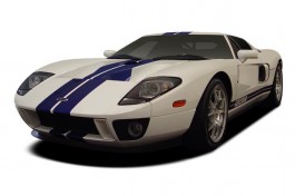 2005 Ford GT 2-door Coupe Angular Front Exterior View