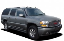 2005 GMC Yukon XL Denali 2005 GMC Yukon XL Denali 4-door 1500 AWD Angular Front Exterior View