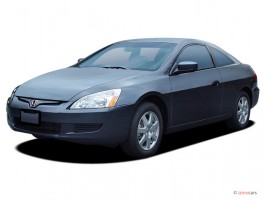 2005 Honda Accord Coupe EX AT Angular Front Exterior View