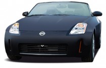 2005 Nissan 350Z 2005 Nissan 350Z 2-door Roadster Touring Auto Angular Front Exterior View