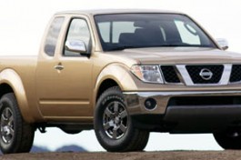 2005 Nissan Frontier 2WD XE