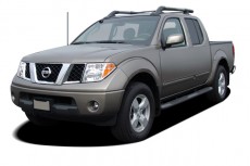 2005 Nissan Frontier 4WD LE Crew Cab V6 Auto Angular Front Exterior View