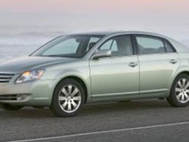 2005 Toyota Avalon XLS