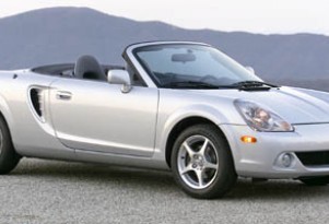 2005 Toyota MR2 Spyder 