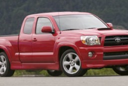 2005 Nissan frontier vs toyota tacoma #9
