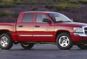 Dodge Dakota Dies, Diesel Land Speed Record, 2012 Porsche 911: Car News Headlines