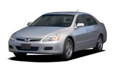 2007 Honda Accord Hybrid 4-door Sedan Angular Front Exterior View