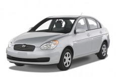 2007 Hyundai Accent 4-door Sedan Auto GLS Angular Front Exterior View