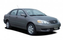 2007 Toyota Corolla 2007 Toyota Corolla 4-door Sedan Auto LE (Natl) Angular Front Exterior View