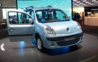 Renault-Nissan to Work with Elektromotive on Vehicle Recharging Infrastructure