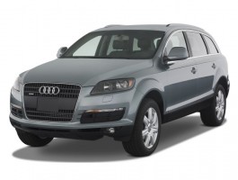 2008 Audi Q7 quattro 4-door 3.6L Premium Angular Front Exterior View