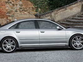 2008 Audi S8 