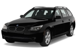 2008 BMW 5-Series 4-door Sports Wagon 535xiT AWD Angular Front Exterior View