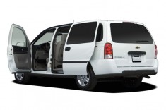 2008 Chevrolet Uplander 4-door Reg WB LS Open Doors