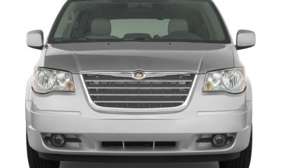 2008 Chrysler Town & Country Photos